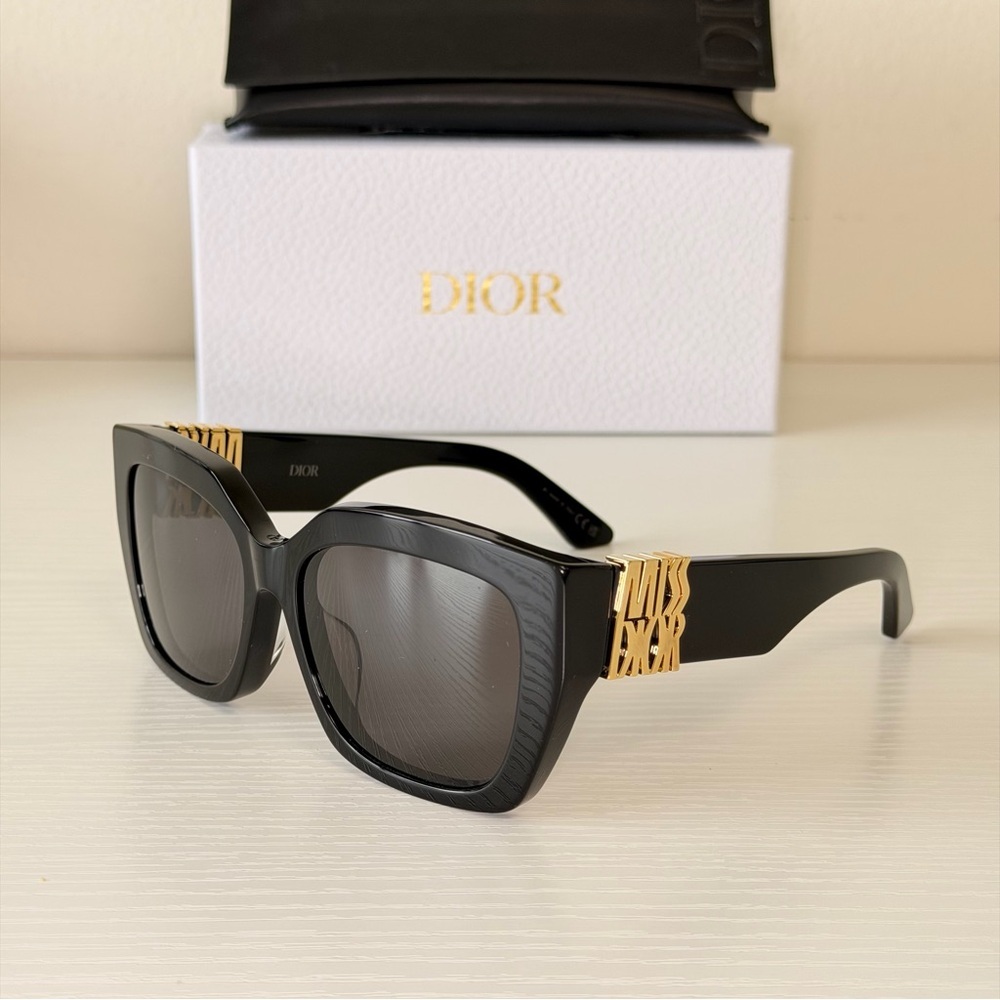 New! Dior Black and Gold Women's Sunglasses, MissDior S2F 10A0, Authentic - Picture 2 of 9